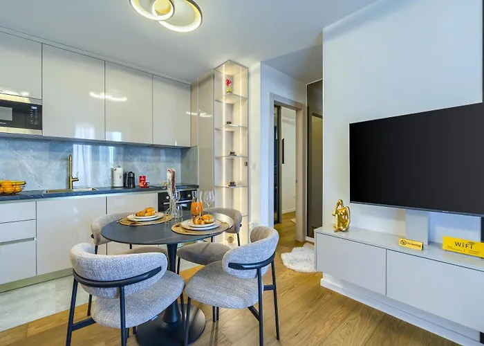 Luxury Modern North One Daire Split