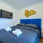 Luxury Modern North One Split